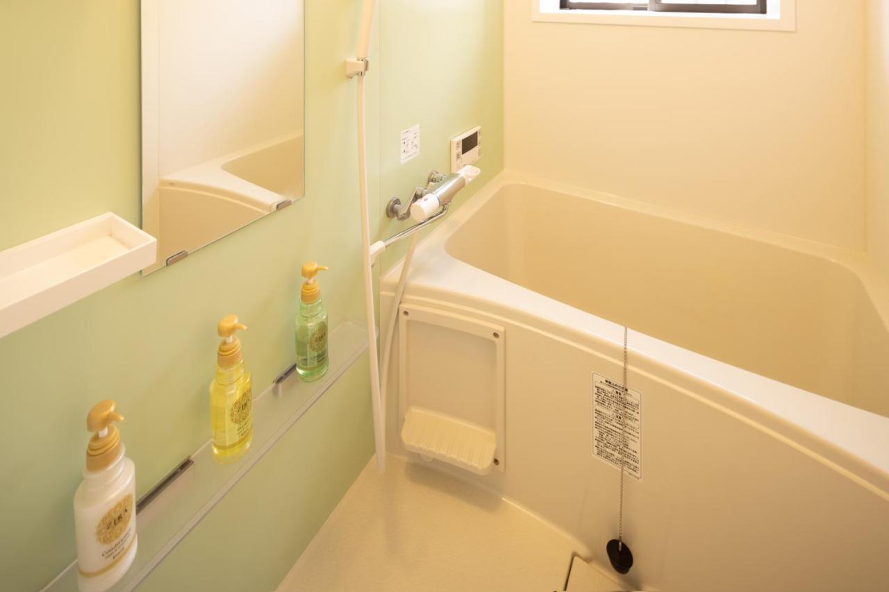Guest House Shine Bright Fukuoka  Ngoại thất bức ảnh