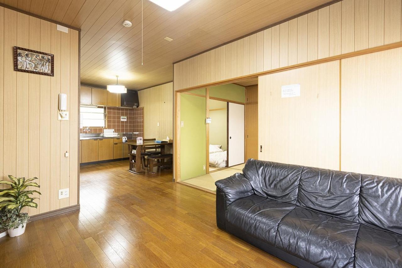 Guest House Shine Bright Fukuoka  Ngoại thất bức ảnh