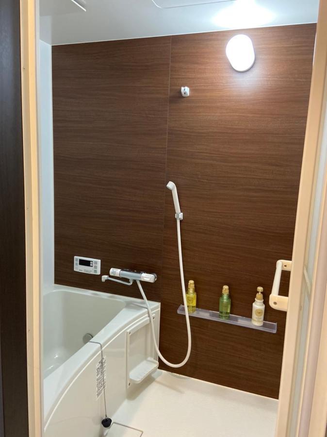 Guest House Shine Bright Fukuoka  Ngoại thất bức ảnh